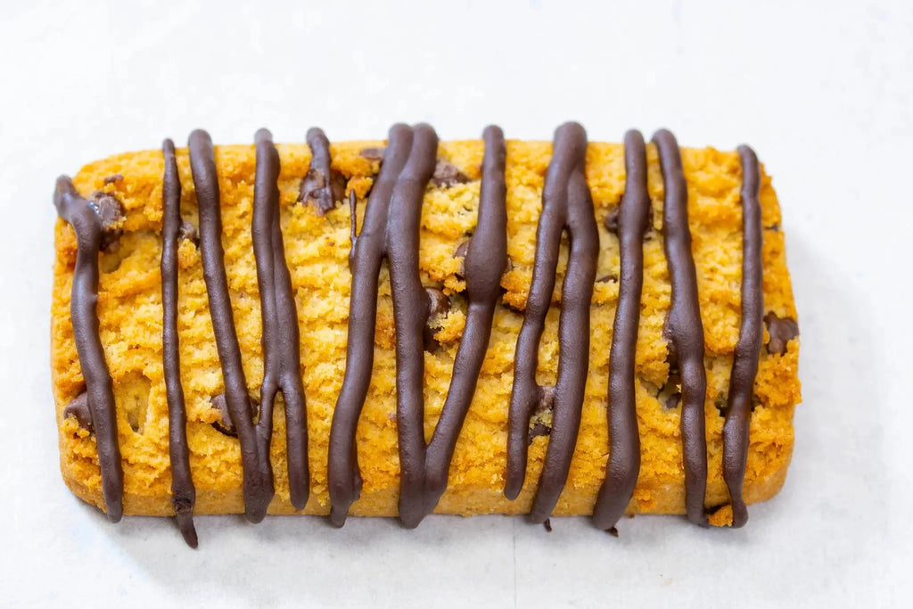 Bake City Baked Bar+ Almond Flour Chocolate Chip (12 Bars, 420g): Keto-Friendly Delight! Bake City